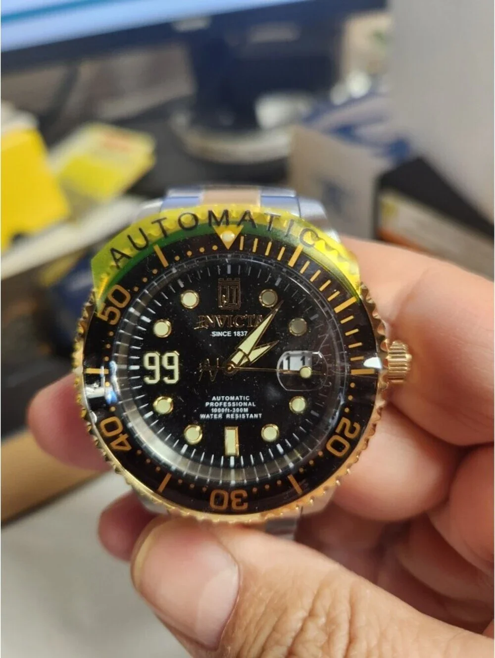 Invicta nh35a movement